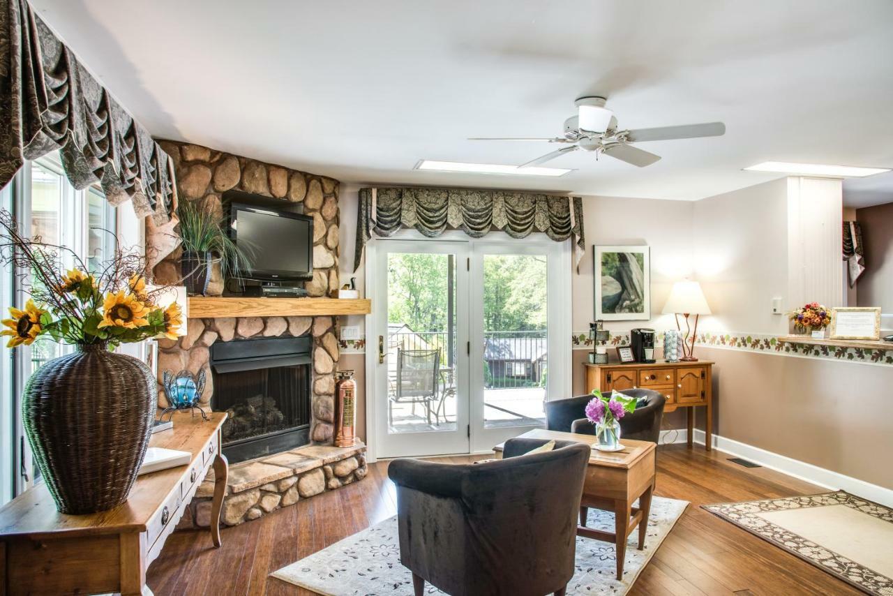 Boxwood Lodge Blowing Rock Near Boone-University Buitenkant foto