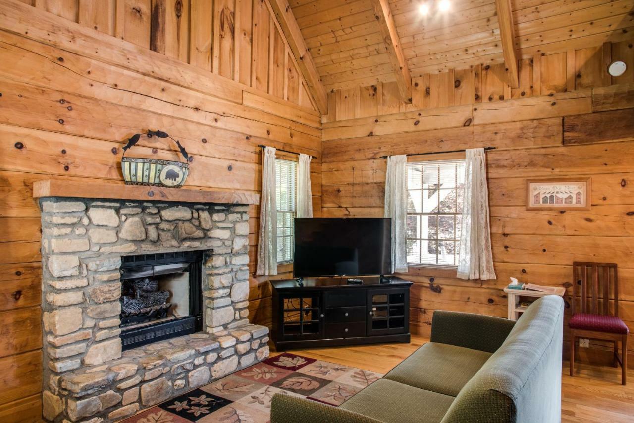 Boxwood Lodge Blowing Rock Near Boone-University Buitenkant foto